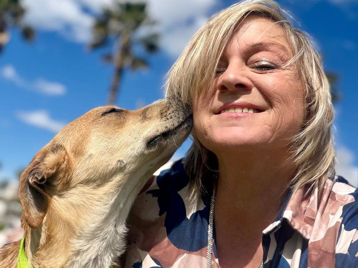 Adotta un cane, femmina, 10 mesi, Siracusa